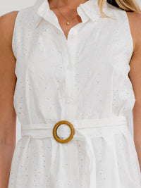 WOMEN'S SLEEVLESS BUTTON UP BELTED EYELET FLORAL MINI DRESS