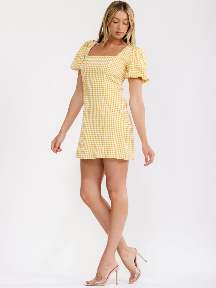 WOMEN'S SHORT PUFF SLEEVE SQUARE NECK OPEN BACK PLAID MINI DRESS
