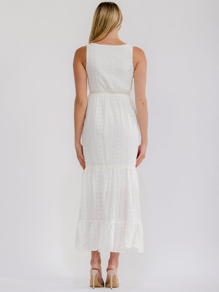 JUST ME WOMEN'S SLEEVELESS V-NECK TIERED EMBROIDERY MAXI DRESS