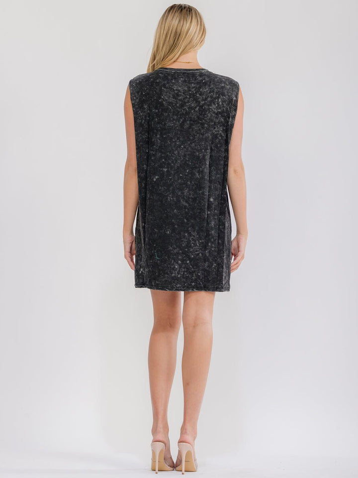 WOMEN'S SLEEVELESS FLOWER PRINT WASHED LOOSE FIT MINI DRESS
