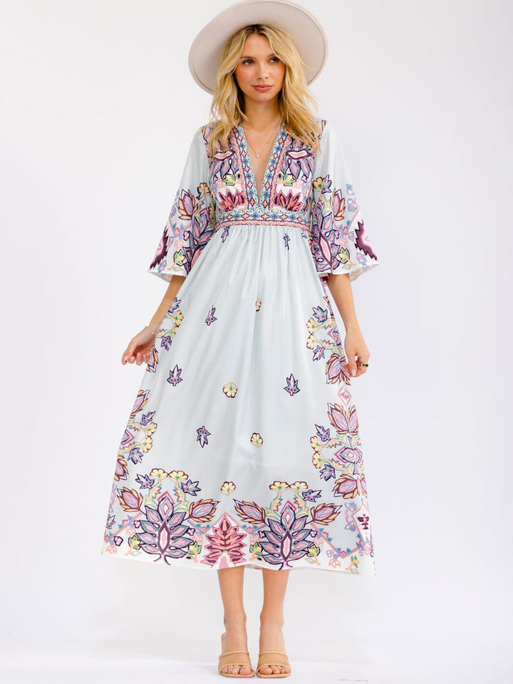 WOMEN'S SHORT SLEEVE V-NECK MULTI PRINT MAXI DRESS