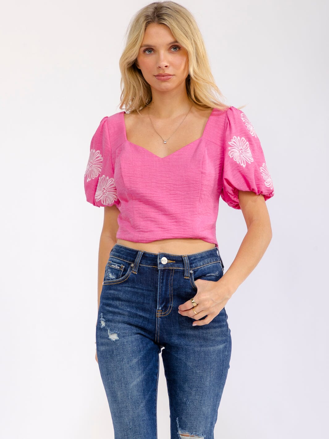 WOMEN'S SHORT PUFF SLEEVE V-NECK SMOCK STITCHED DETAILED BLOUSE