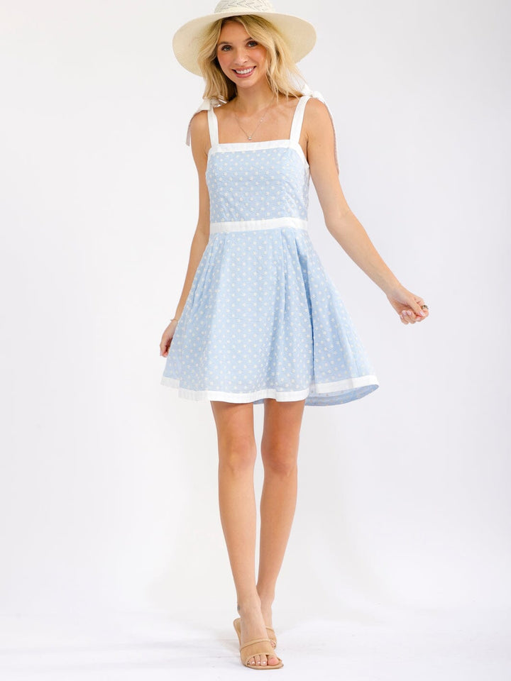 WOMEN'S SLEEVELESS FRONT POCKETS FLOWER DETAILED SMOCK FIT & FLARE MINI DRESS