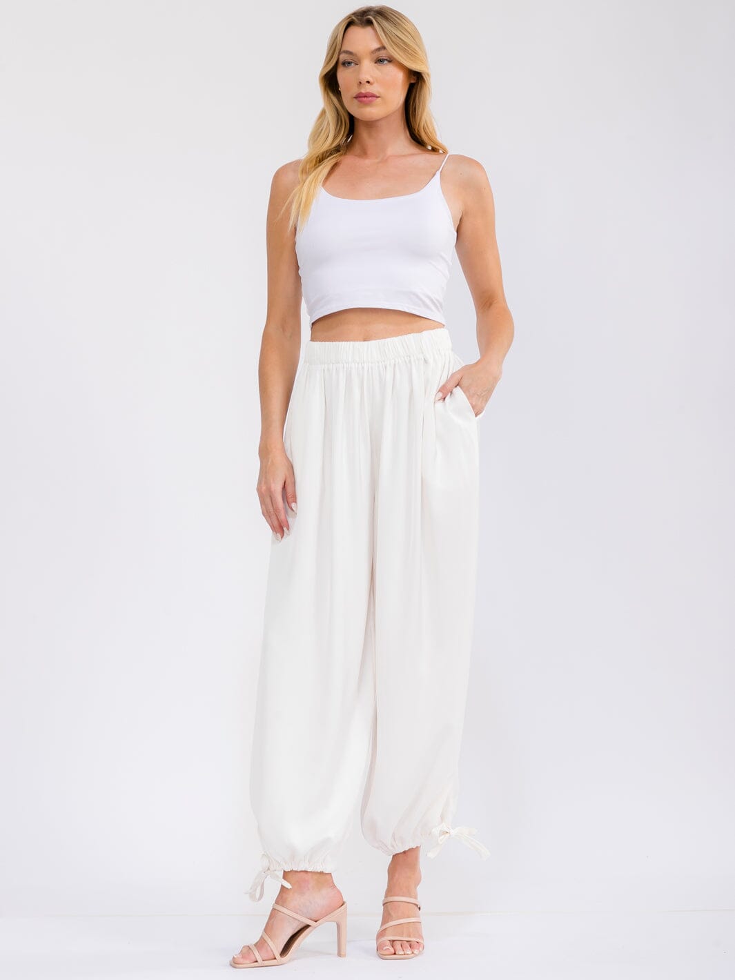 WOMEN'S ELASTIC WAIST FRONT POCKETS JOGGER LEG PANTS