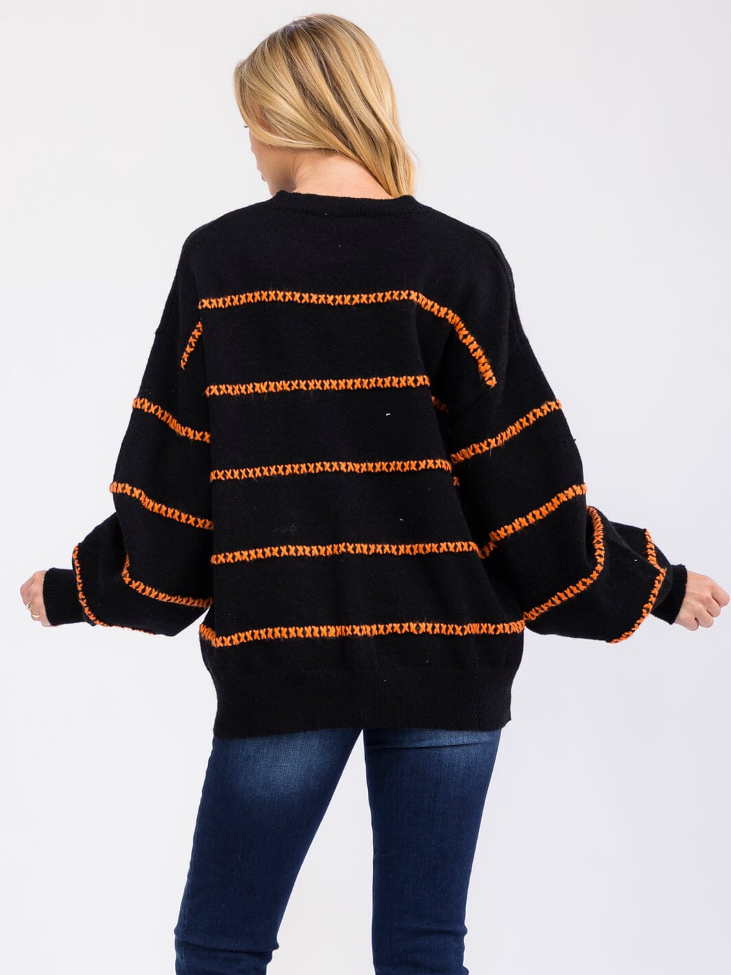 WOMEN'S LONG SLEEVE TRIM DETAILED PULLOVER SWEATER