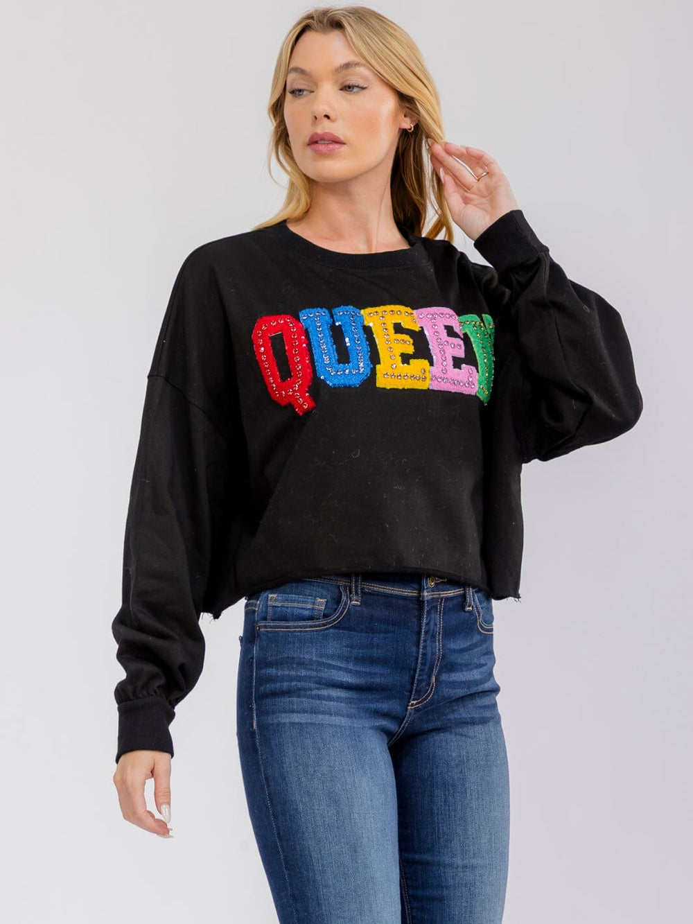 WOMEN'S LONG SLEEVE QUEEN PULLOVER SWEATER