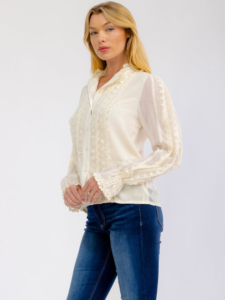 WOMEN'S LONG SLEEVE V-NECK BUTTON UP EMBROIDERY DETAILED BLOUSE