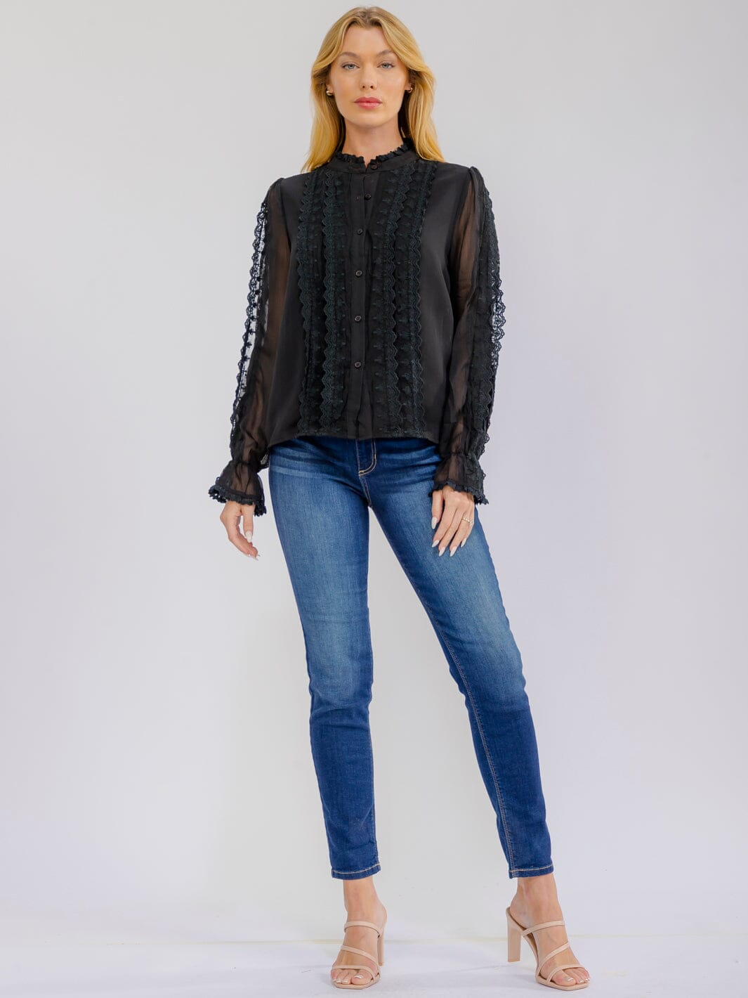 WOMEN'S LONG SLEEVE V-NECK BUTTON UP EMBROIDERY DETAILED BLOUSE