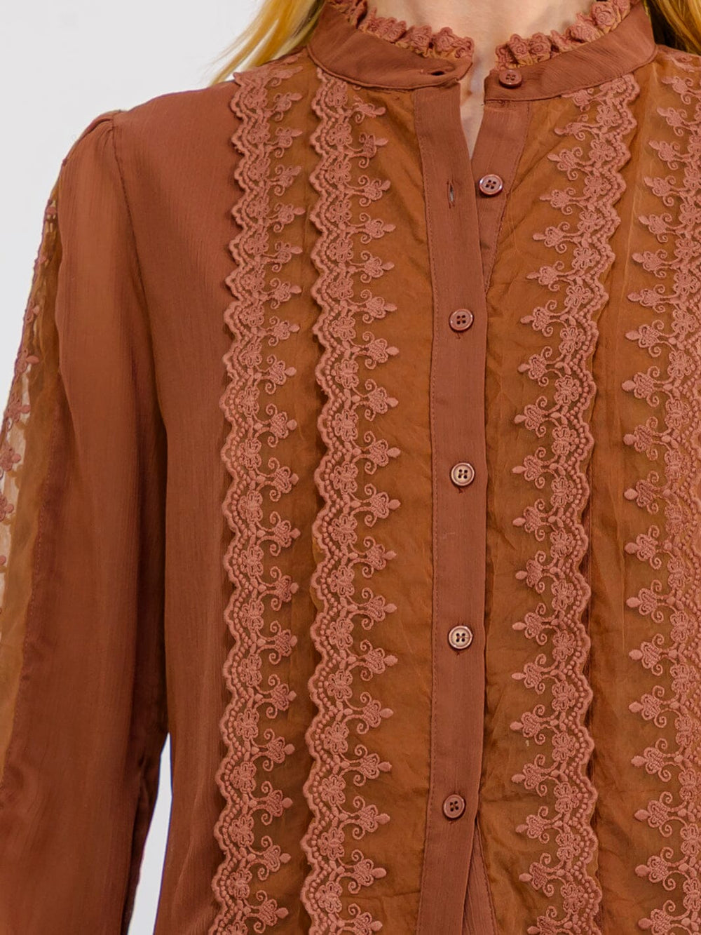 WOMEN'S LONG SLEEVE V-NECK BUTTON UP EMBROIDERY DETAILED BLOUSE