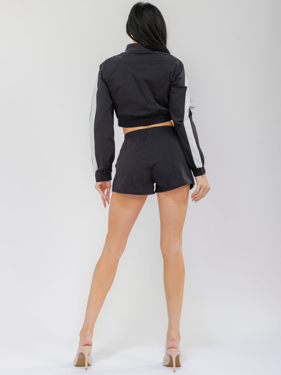 WOMEN'S LONG SLEEVE CROP JACKET & ELASTIC WAIST MINI SHORT STUDS DETAILED 2PC. SET
