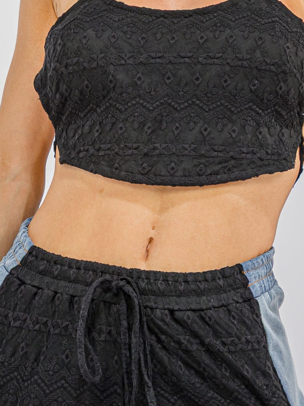 WOMEN'S SLEEVELESS CROP TOP & ELASTIC WAIST STRAIGHT LEG PANTS DENIM LACE 2PC. SET