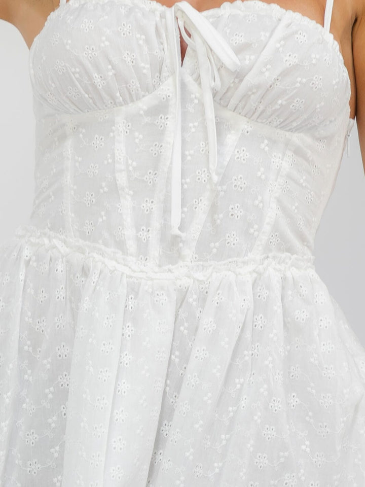 WOMEN'S SLEEVELESS SMOCK FIT & FLARE EYELET MINI DRESS