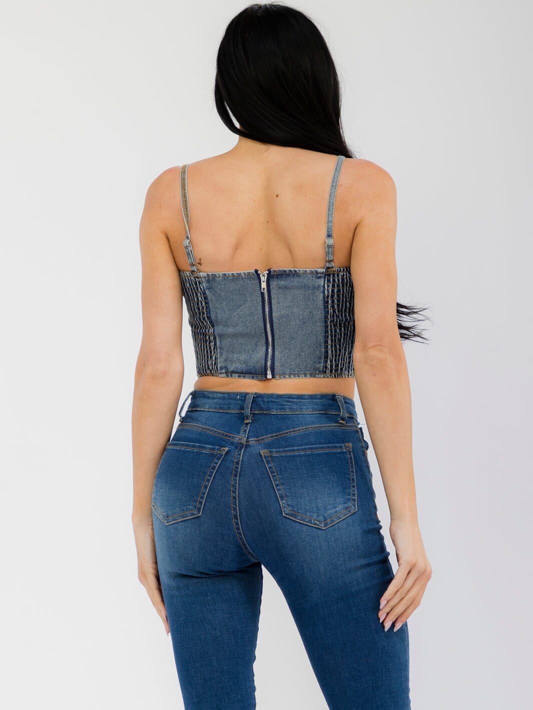 WOMEN'S SLEEVELESS SMOCK WASHED STRETCHED DENIM CROP TOP