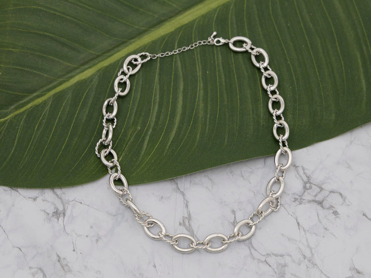FASHION SILVER CHAIN NECKLACE