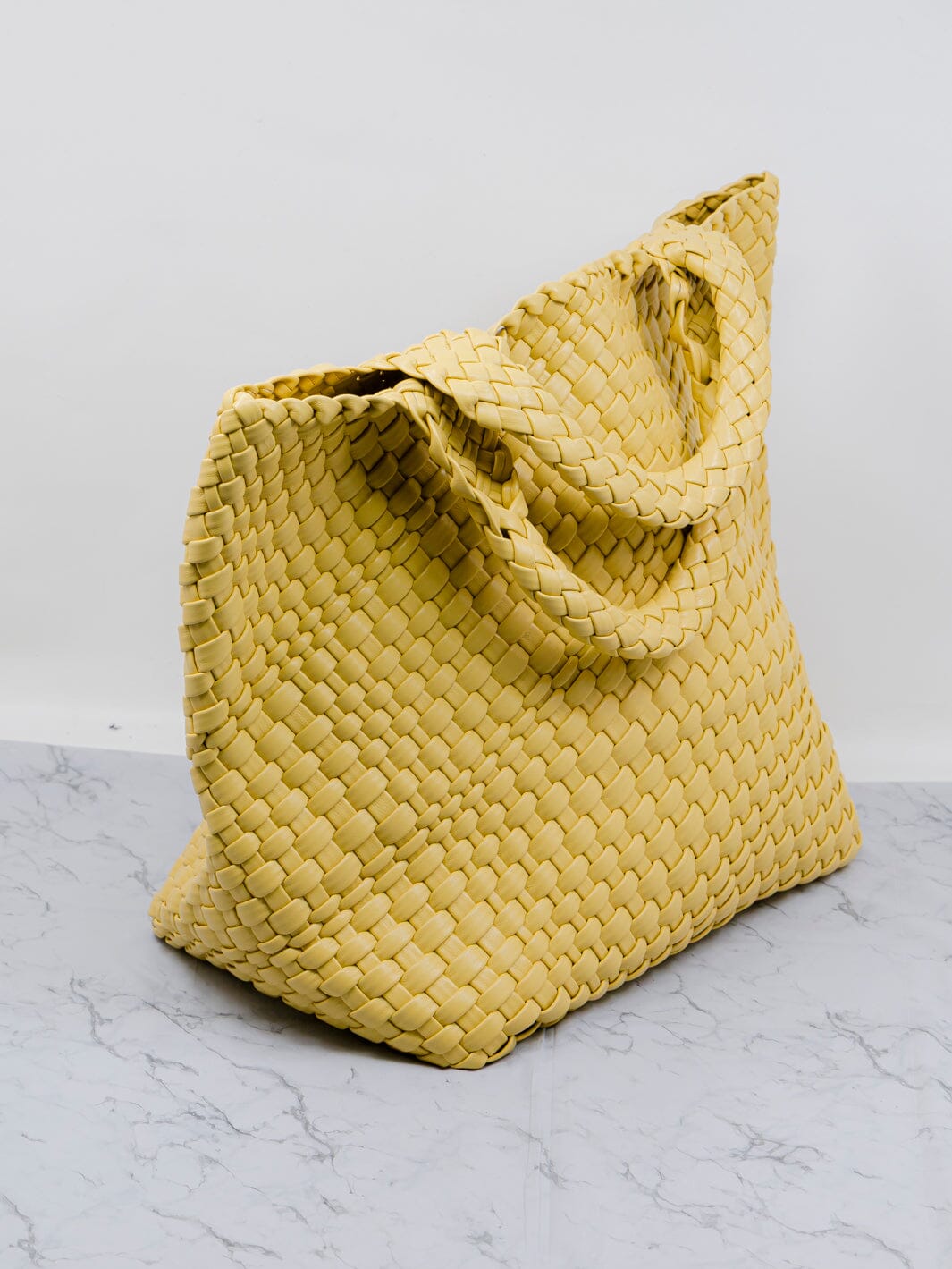 WOMEN'S VEGAN PU LETHAR WOVEN TOTE BAG