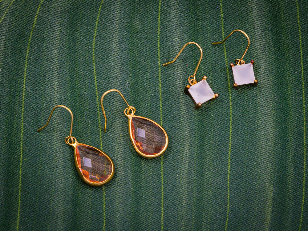 FASHION STONE ASSORTED COLORS 2 PAIR EARRINGS
