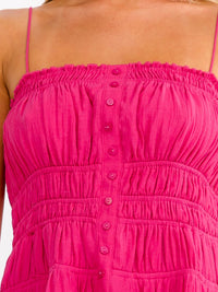 WOMEN'S SLEEVELESS RUCHED SOLID MINI DRESS