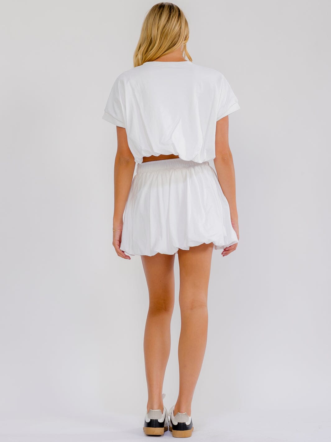 WOMEN'S SHORT SLEEVE TOP & ELASTIC WAIST MINI SKIRT GRAPHIC SEQUINS 2PC. SET