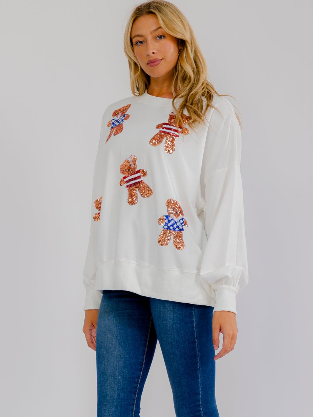 WOMEN'S LONG SLEEVE SEQUINS GRAPHIC PULLOVER SWEATER