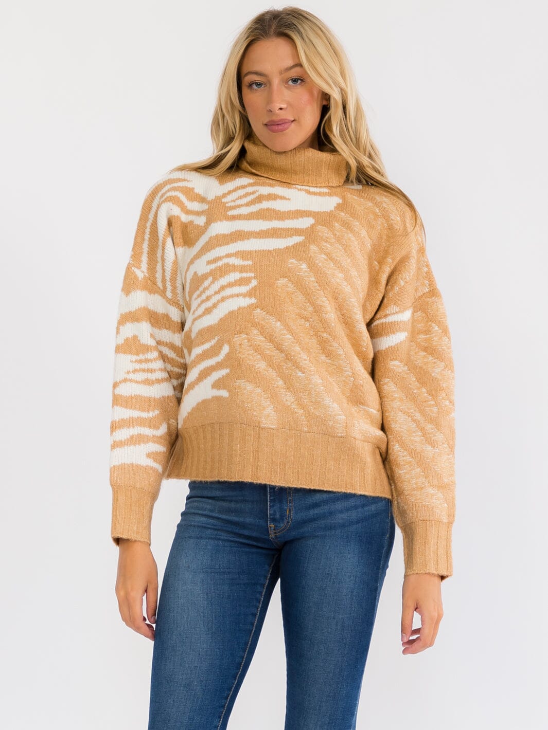 WOMEN'S LONG SLEEVE TURTLE NECK COLORBLOCK PULLOVER SWEATER