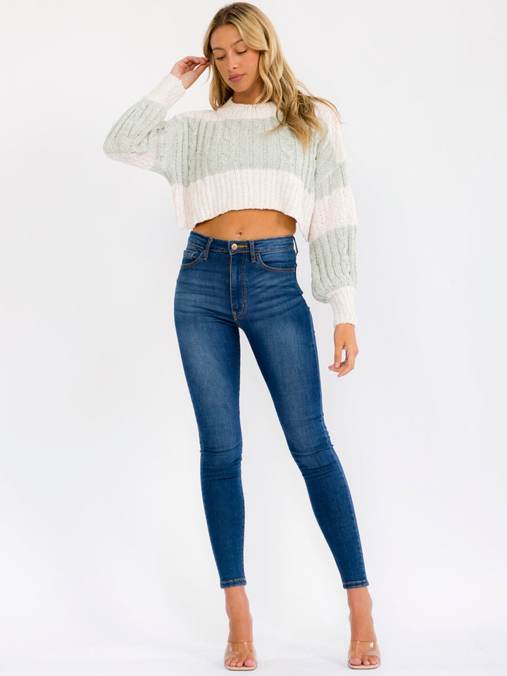 WOMEN'S LONG SLEEVE COLORBLOCK KNIT PULLOVER CROP SWEATER