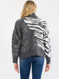 WOMEN'S LONG SLEEVE TURTLE NECK COLORBLOCK PULLOVER SWEATER