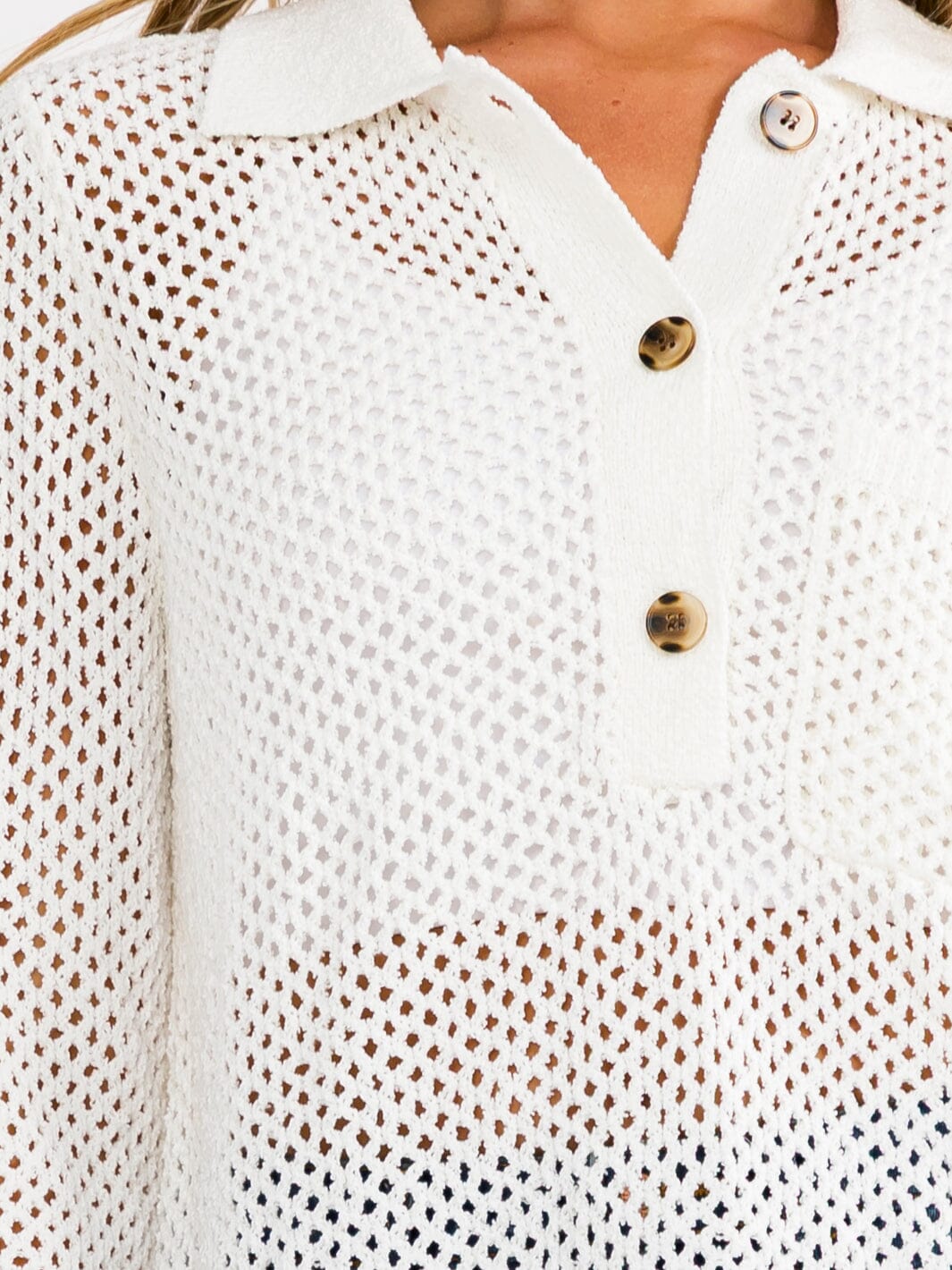 WOMEN'S LONG SLEEVE BUTTON CLOSURE FRONT POCKET PULLOVER KNIT SWEATER