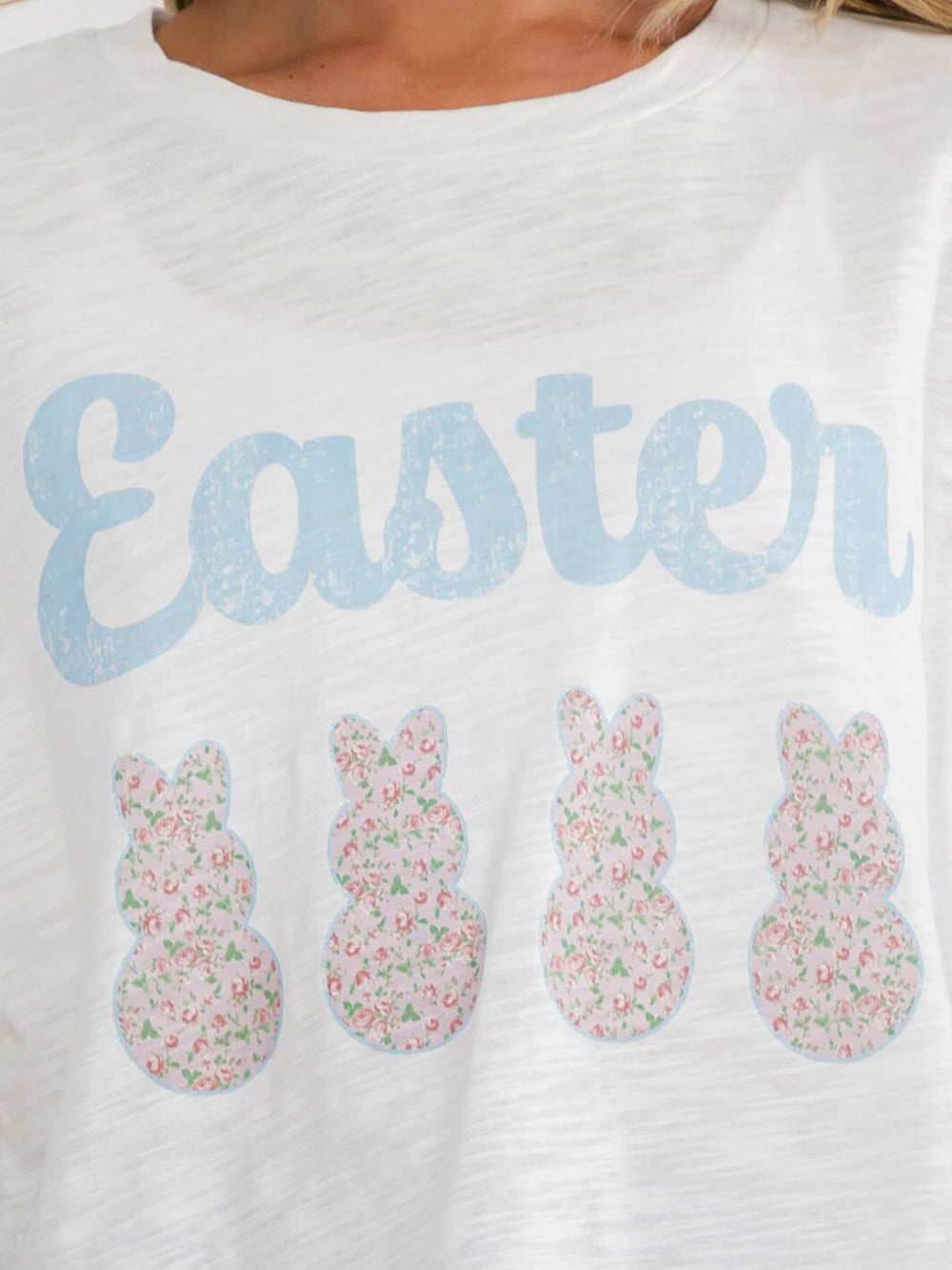 WOMEN'S SHORT SLEEVE EASTER PRINT BASIC SHIRT