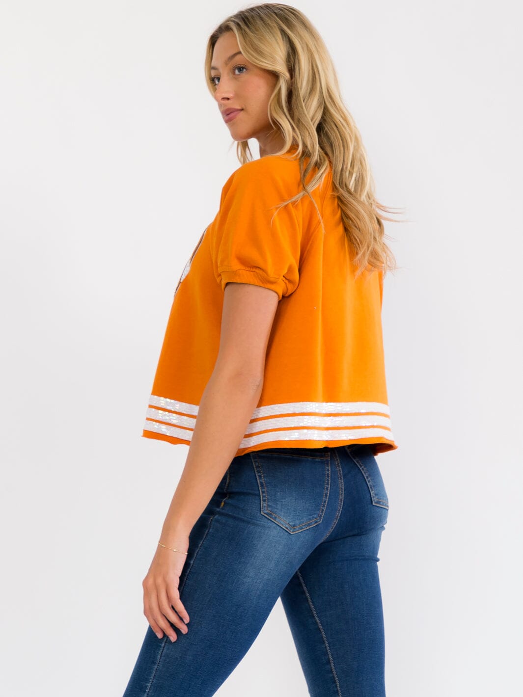 WOMEN'S SHORT SLEEVE COLORBLOCK GAME DAY GRAPHIC TOP