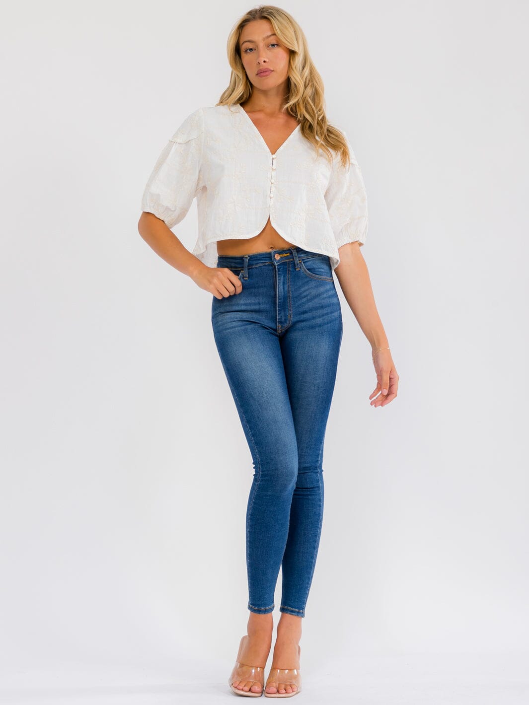 WOMEN'S SHORT SLEEVE BUTTON UP STITCHED DETAILED TOP