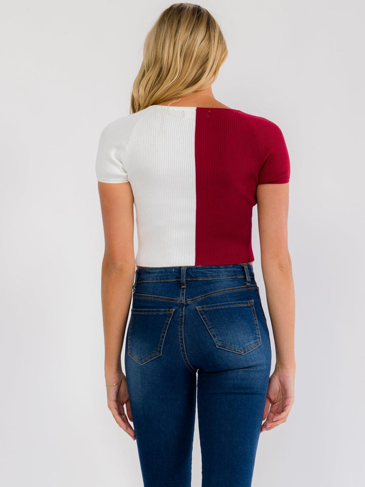 WOMEN'S SHORT SLEEVE SQUARE NECK COLORBLOCK RIBBED KNIT TOP