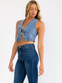 WOMEN'S SLEEVELESS FRONT TIE DENIM CROP TOP