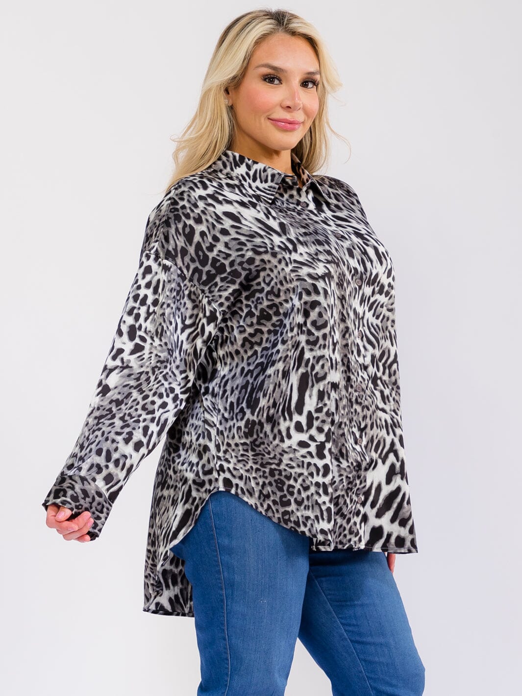 PLUS SIZE LONG SLEEVE BUTTON UP HIGH-LOW ANIMAL PRINT SHIRT
