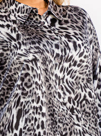 PLUS SIZE LONG SLEEVE BUTTON UP HIGH-LOW ANIMAL PRINT SHIRT