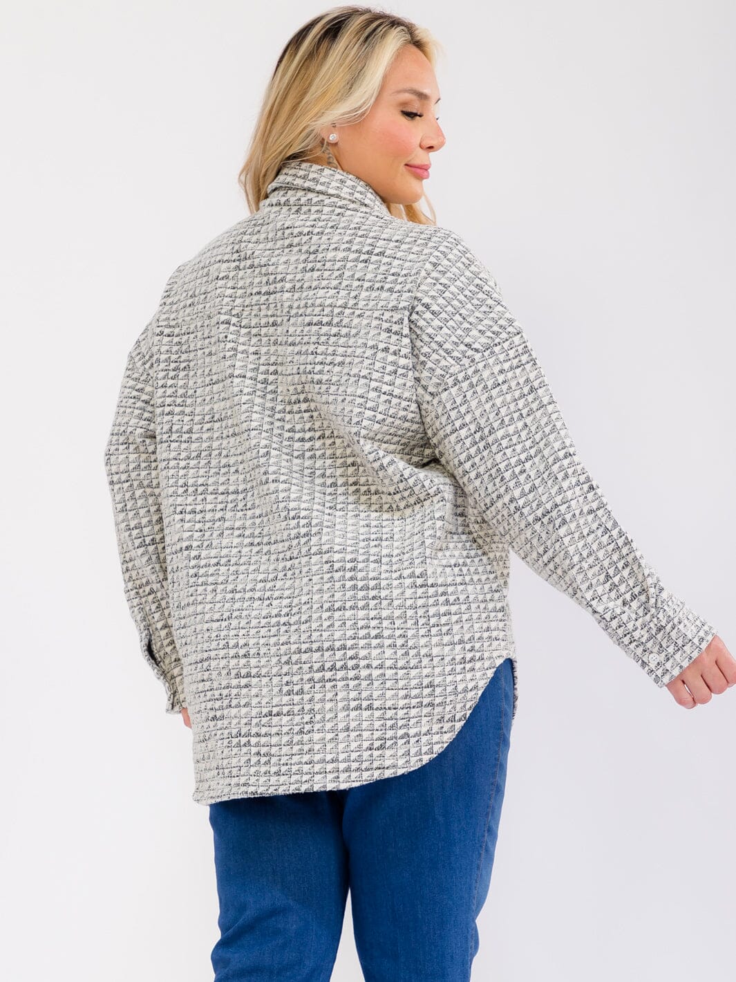 PLUS SIZE LONG SLEEVE BUTTON UP FRONT POCKETS SHIMMER TWEED JACKET