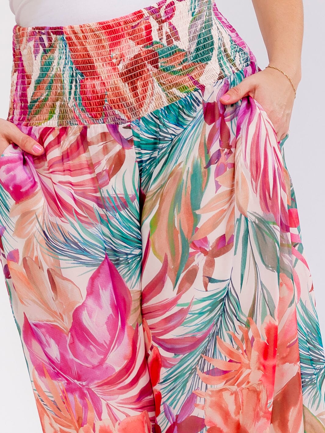 PLUS SIZE ELASTIC WAIST FRONT POCKETS FLORAL WIDE LEG PALAZZO PANTS