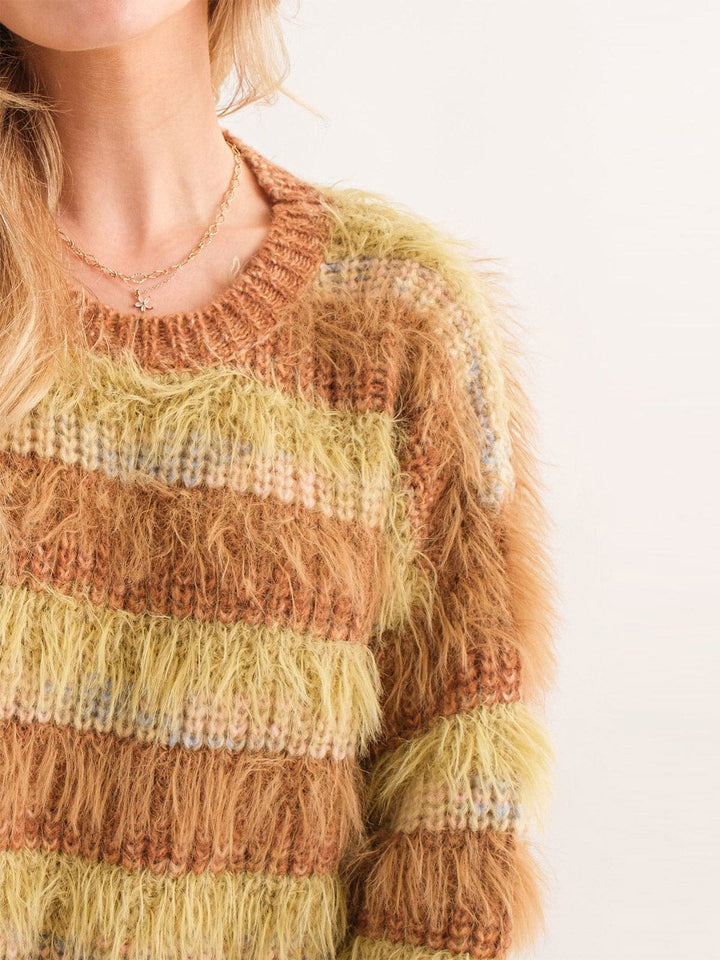 WOMEN'S LONG SLEEVE COLORBLOCK FUZZY PULLOVER SWEATER