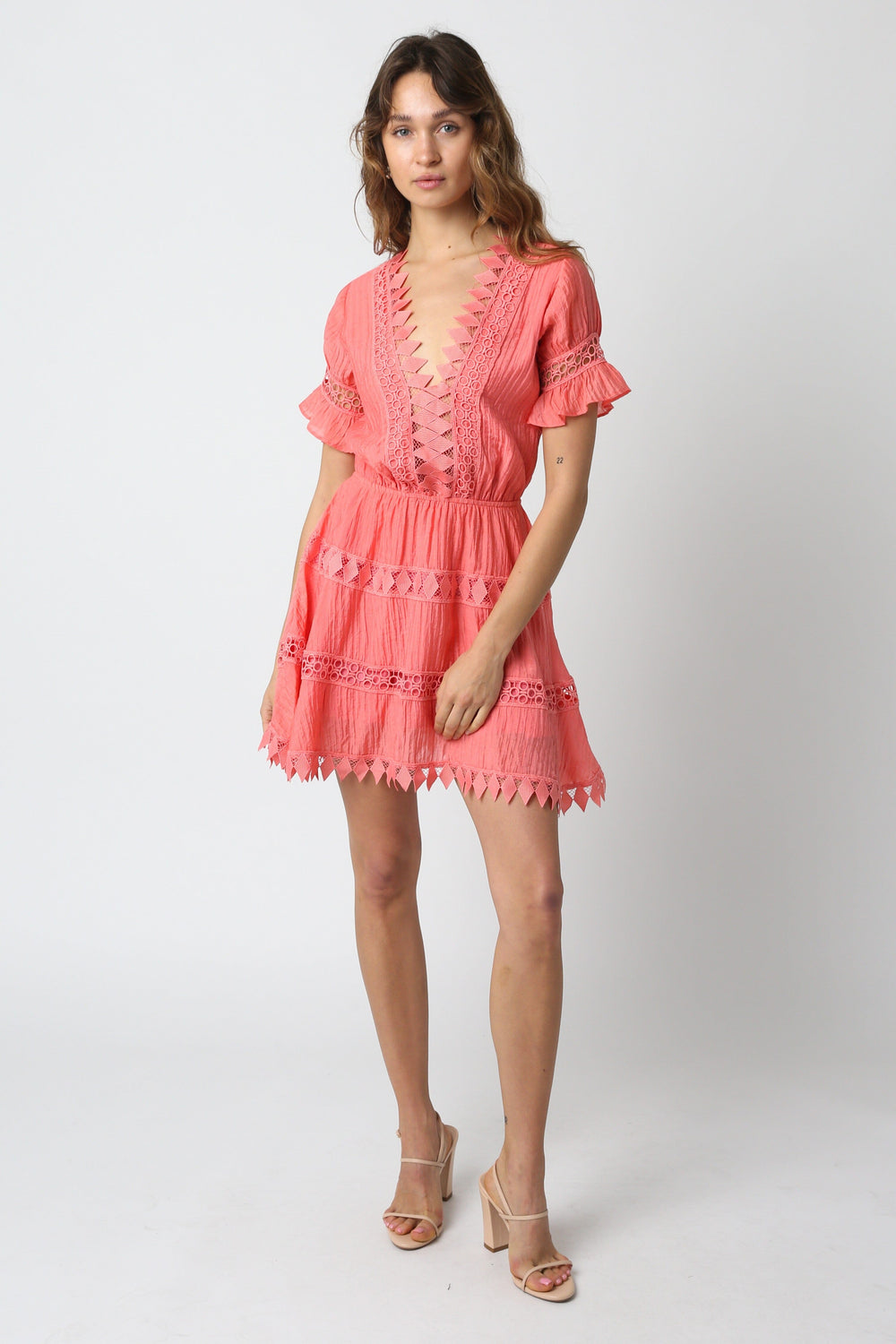 ******WOMEN'S SHORT SLEEVE V-NECK ELASTIC WAIST CROCHET DETAILED MINI DRESS