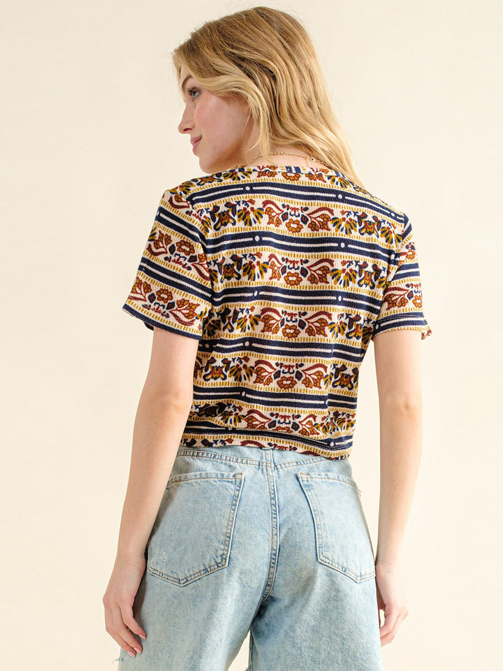 WOMEN'S SHORT SLEEVE V-NECK MULTI PRINT BLOUSE