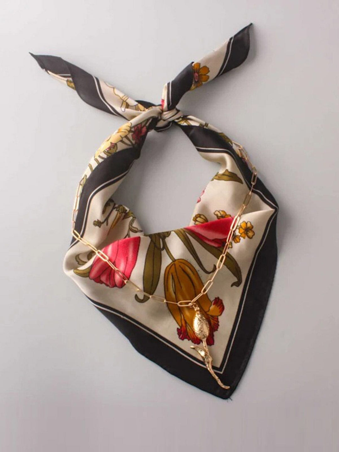 FASHION MULTI LAYER BANDANA ROSE PENDANT NECKLACE