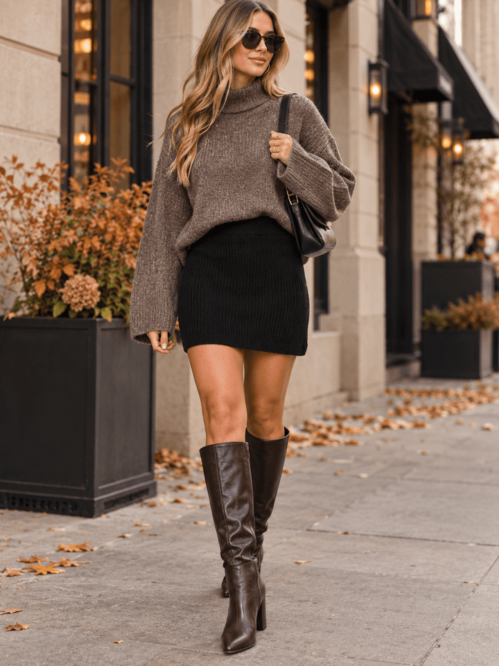 WOMEN'S ELASTIC WAIST KNIT MINI SKIRT
