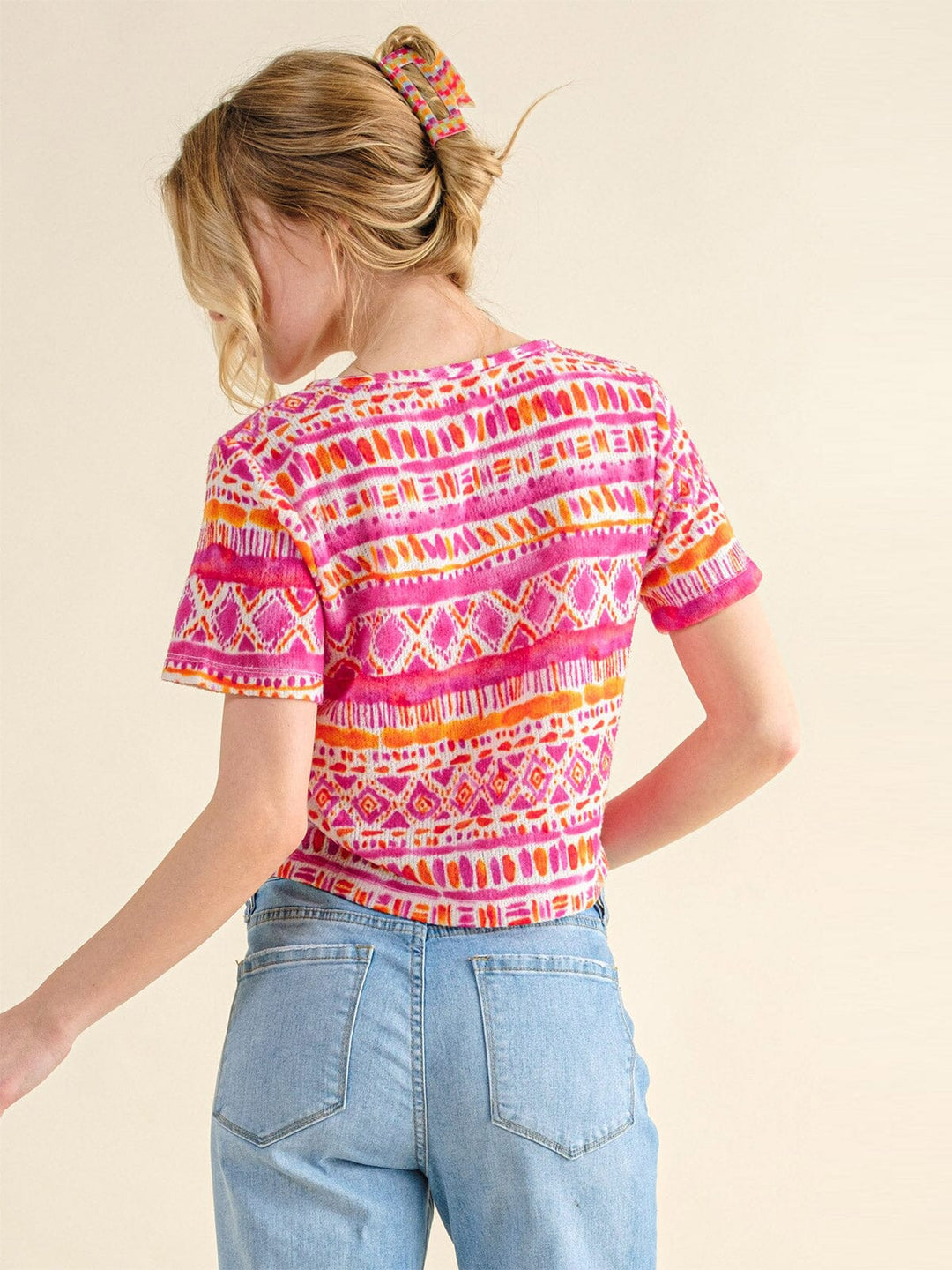 WOMEN'S SHORT SLEEVE V-NECK MULTI PRINT BLOUSE