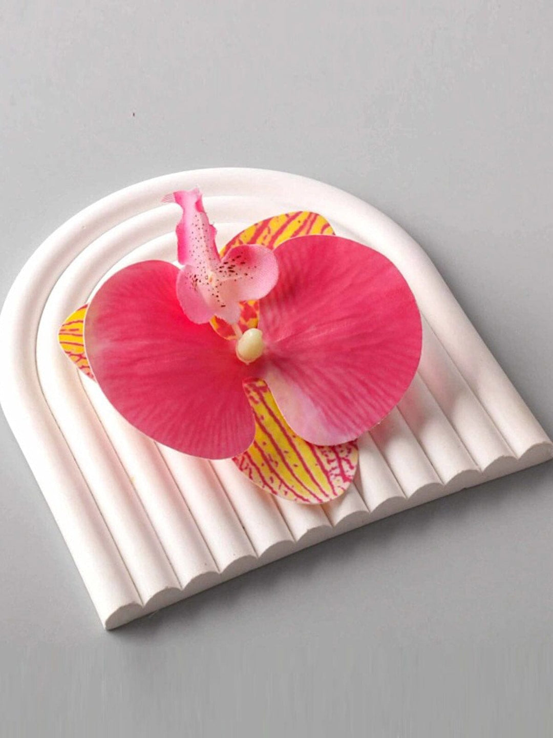 FASHION ASSORTED COLORS FLOWER HAIR CLIPS