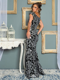 WOMEN'S SLEEVELESS FRONT SLIT SEQUINS BODYCON MAXI GOWN DRESS