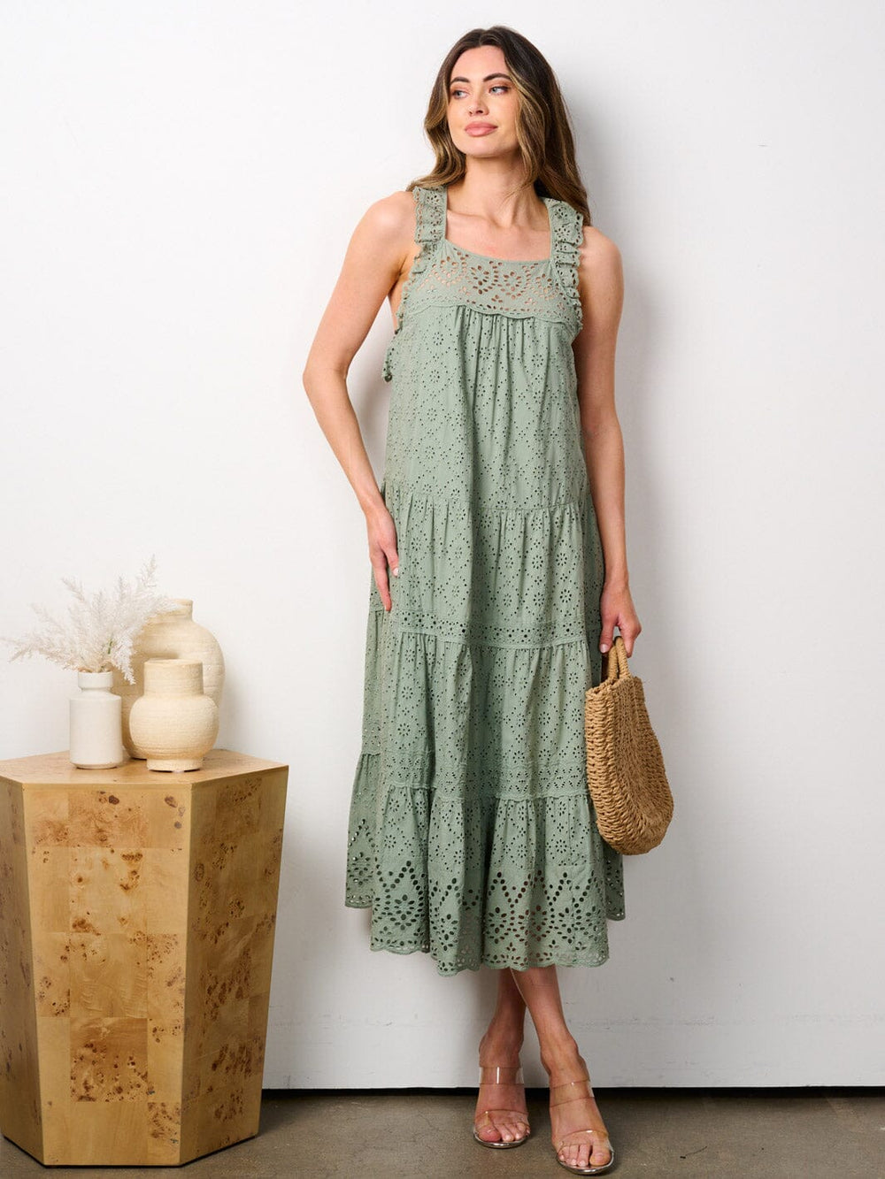 WOMEN'S SLEEVELESS SQUARE NECK EYELET OPEN BACK MAXI DRESS