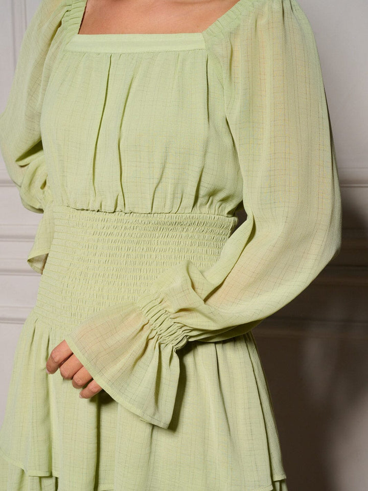 WOMEN'S LONG SLEEVE SQUARE NECK SMOCK TIERED RUFFLE MINI DRESS