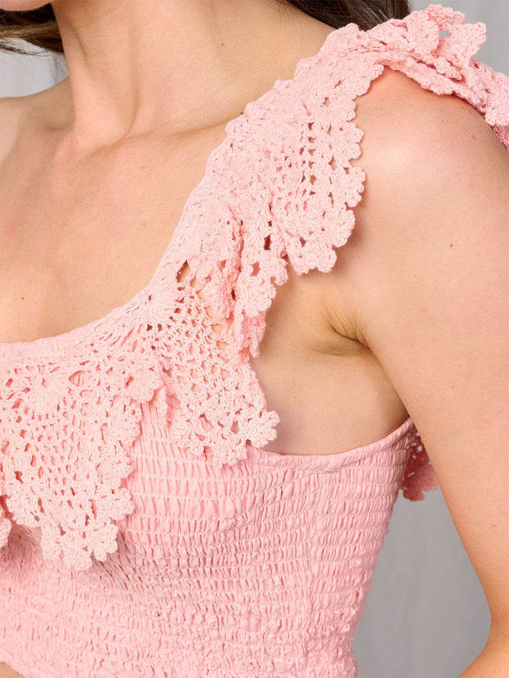 WOMEN'S ONE SHOULDER RUFFLE SMOCK CROCHET CROP TOP