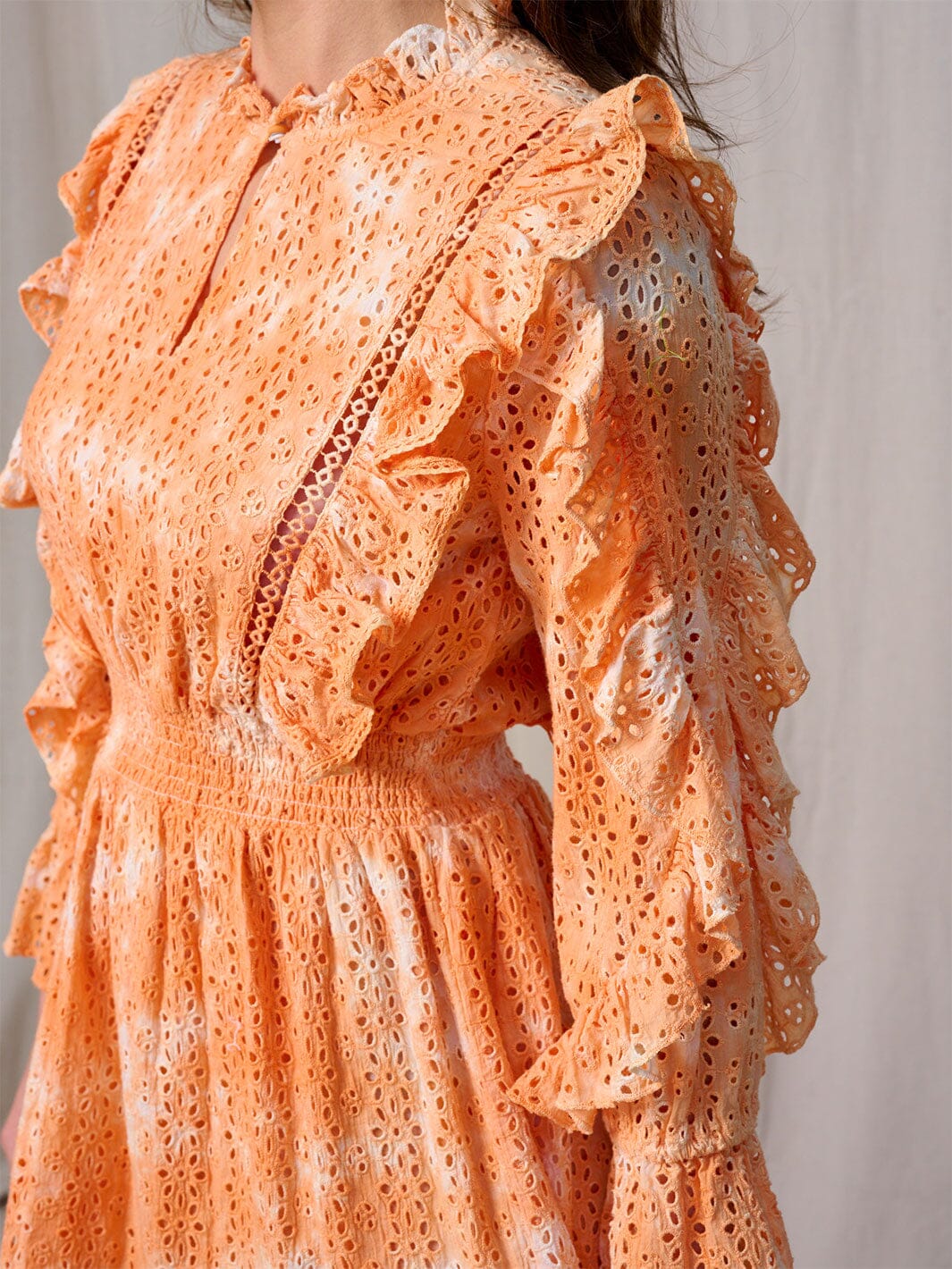 WOMEN'S LONG SLEEVE RUFFLE EYELET MINI DRESS