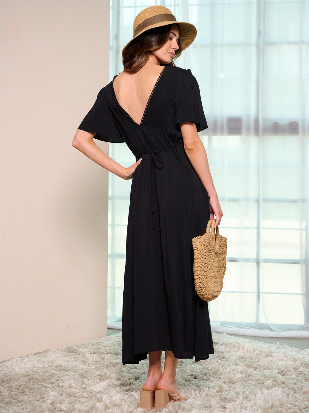 WOMEN'S SHORT SLEEVE V-NECK TRIM DETAILED POCKETS MAXI DRESS
