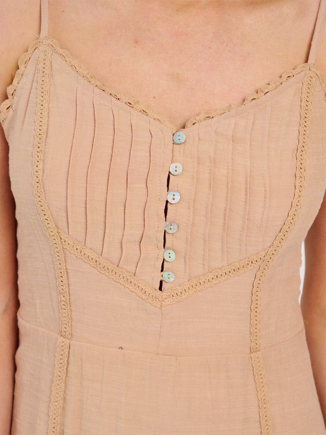 WOMEN'S SLEEVELESS V-NECK BUTTON UP MAXI DRESS